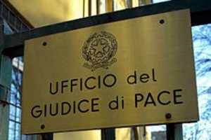 Il contenzioso in rc auto avanti il GdP: gli atti del convegno torinese del 10 aprile.